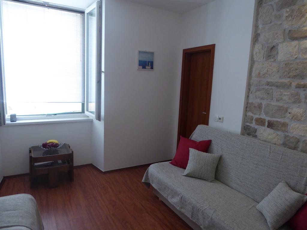 Studio Apartment Mila Split Luaran gambar