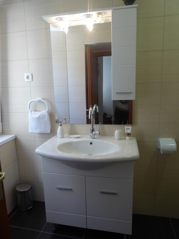 Studio Apartment Mila Split Luaran gambar