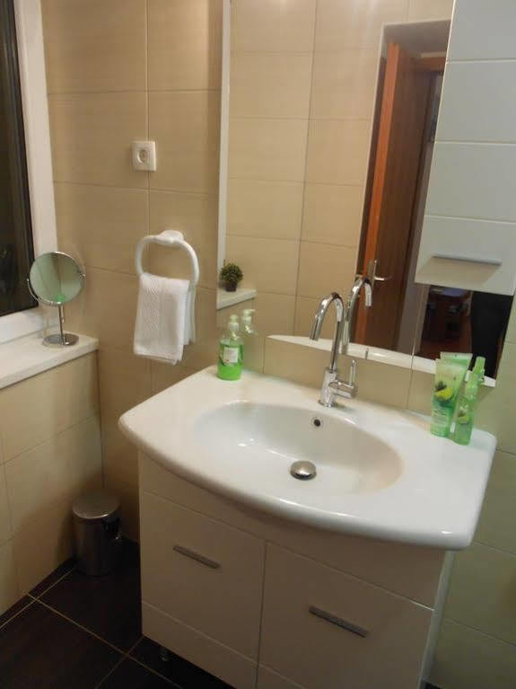 Studio Apartment Mila Split Luaran gambar