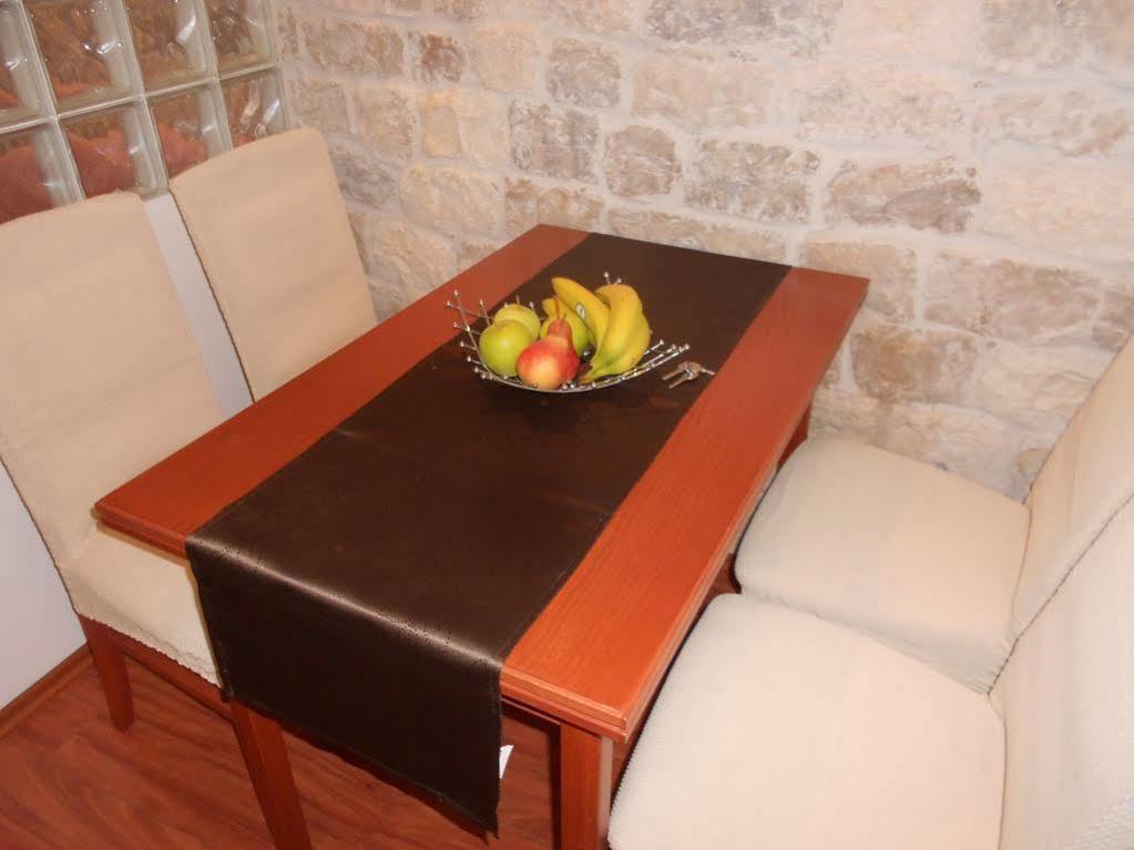 Studio Apartment Mila Split Luaran gambar