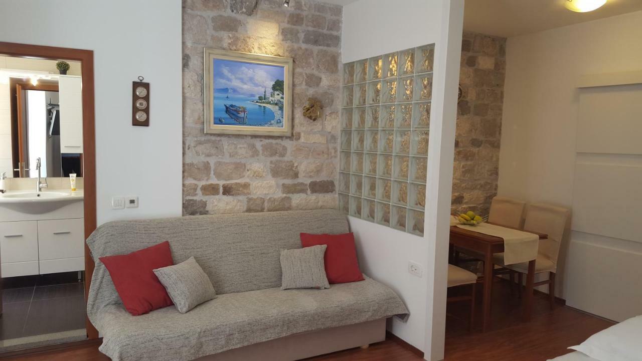 Studio Apartment Mila Split Luaran gambar