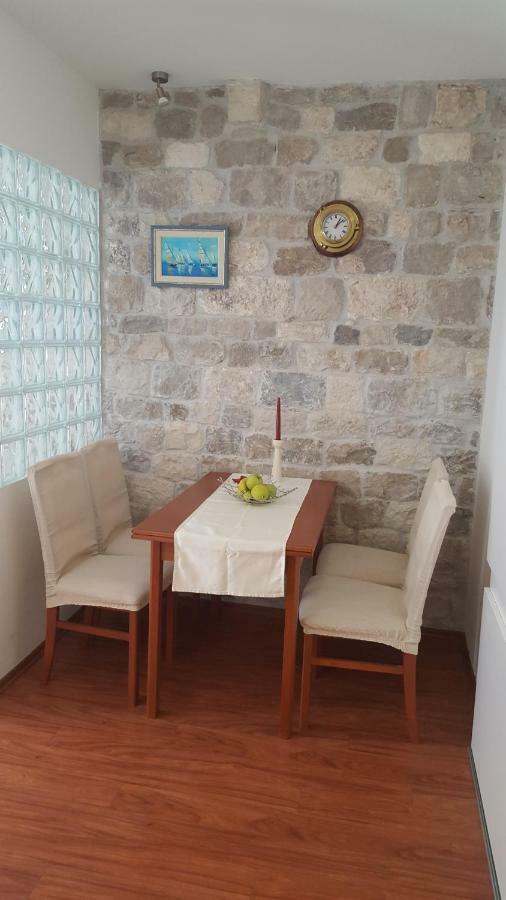 Studio Apartment Mila Split Luaran gambar
